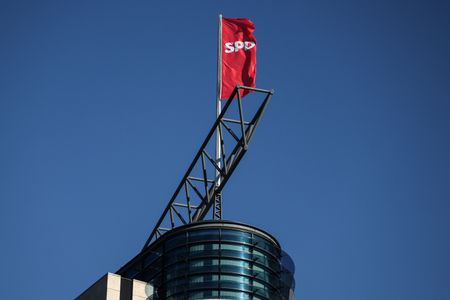 German labour minister to quit after stepdaughter’s death