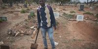 Grave site cleaner Abdool (surname unknown) in the deserted Avalon Cemetery, Johannesburg. A distressed Abdool usually makes money by cleaning gravesites on the day of Eid. (Photo: Daily Maverick / Shiraaz Mohamed)