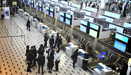 Comair adopts the brace position as it makes a terrible situation worse through poor crisis management