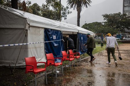 Holding elections on a long weekend does not explain low voter turnout