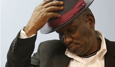 Zuma squeezes the oxygen from General Cele's job