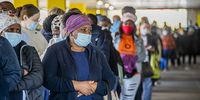 Health workers wait in long lines at Netcare Milpark Hospital vaccination site in Johannesburg on May 14, 2021. (Photo: Gallo Images / Rapport / Deon Raath)