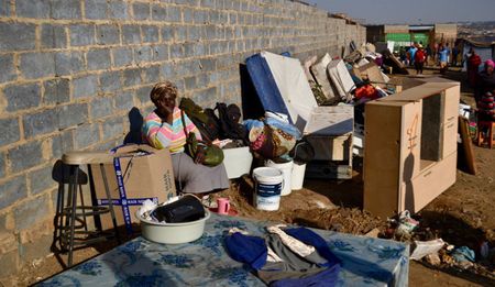 GroundUp: Red Ants accused of firing rubber bullets