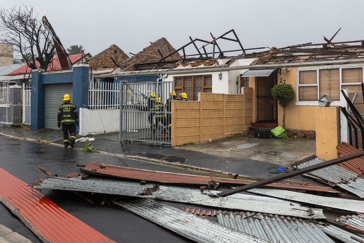 In photos — Cape storm wreaks havoc