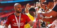  FA Cup - Final - Manchester City v Manchester United - Wembley Stadium, London, Britain - May 25, 2024<br>Manchester United's Sofyan Amrabat celebrates with the trophy after winning the FA Cup REUTERS/Hannah Mckay