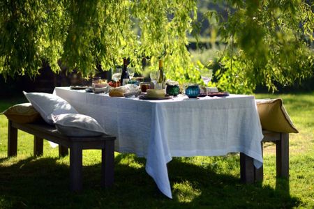 Spend Valentine’s 2020 on a farm picnic