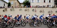 The peloton in action shortly after the start of the 4th stage of the Tour de France 2023, a 181,8km race from Dax to Nogaro, France, 04 July 2023.  EPA-EFE/MARTIN DIVISEK