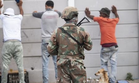 In photos: Army enters Cape Town’s Lavender Hill, but some are sceptical