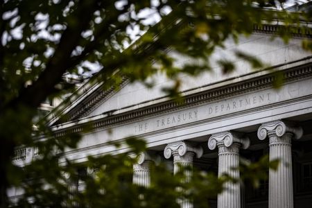 Treasuries Resume Slide on Concern Inflation to Force Fed’s Hand