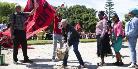Activists occupy Rondebosch golf club, celebrate ‘Reclaim the Land Day’