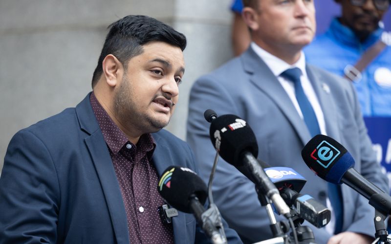 Unpacked: Each party’s arguments in the Expropriation Act case