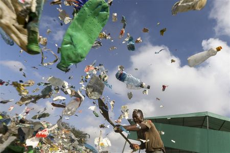 Calling on governments to deliver Business Coalition for a Global Plastics Treaty