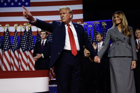 Trump wants to extend US debt ceiling, says he doesn't want to see a default