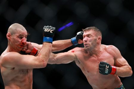 Du Plessis seeks legend status in high-stakes clash with Chimaev in UFC 319