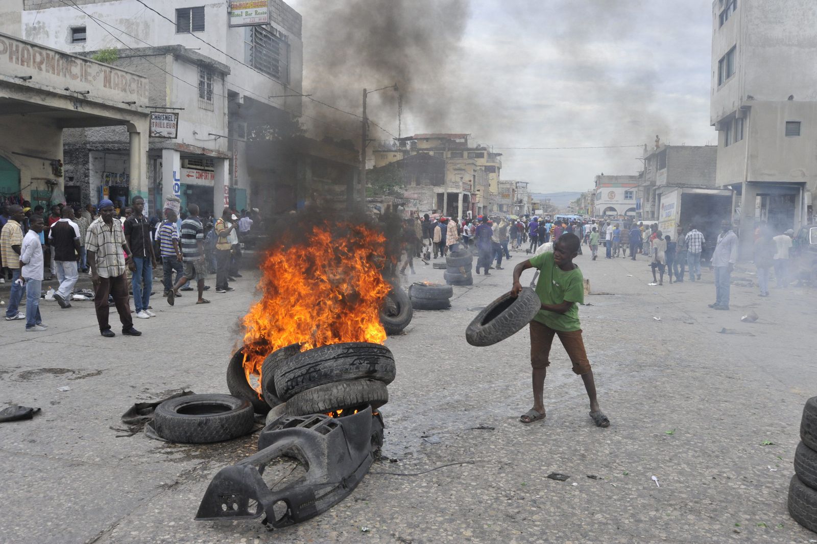 Haiti gangs launch deadly attack on capital's Delmas neighborhood