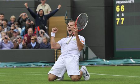 Tennis: Nadal Suffers Recurring Wimbledon Nightmare