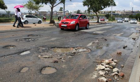 Chairperson of Joburg's 'potholes' agency suspended