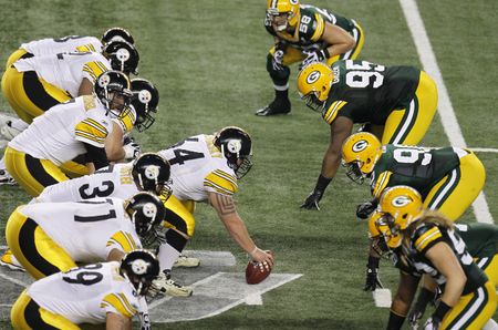 Maroon 5 announced as Super Bowl half-time performers