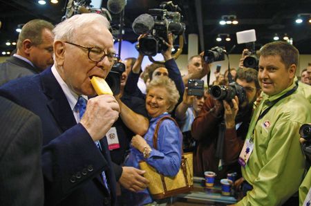 03 May: Warren Buffett tells shareholders he's hale and hearty