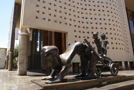 Concourt rules out R2bn damages claim by Zimbabwean farmers