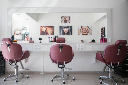 Adapt and dye: The ‘new normal’ at hair salons