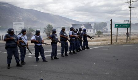 De Doorns: Strike continues, in spite of Cosatu