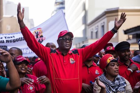 Irvin Jim moves to push Zwelinzima Vavi out of Saftu over ‘attacks’ on Numsa