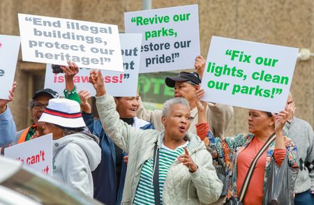 Residents from Johannesburg’s Ground Zero of failure protest at council meeting