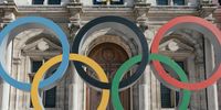 The Olympic rings on display outside Paris City Hall . The Summer Olympics will take place from 26 July to 11 August 2024, mostly in the French capital. (Photo: Andrea Mantovani/Bloomberg via Getty Images)