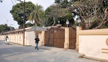 Hindustan Times: Uttarakhand gives Z-security to Gupta brothers probed over graft in South Africa