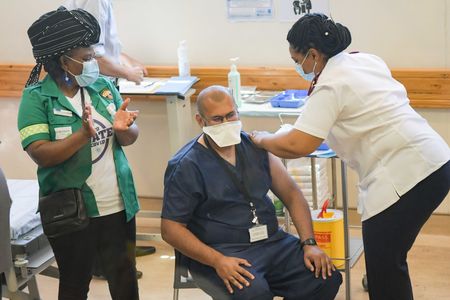 Over 4 million vaccines administered in SA as roll-out goes full steam ahead