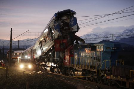 A fatal train crash, and more from around the world