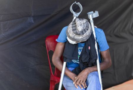 Health minister encourages volunteering as hospitals, labs expand and streamline capacity