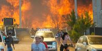 People flee the fire that has forced the evacuation of at least 30 people from surrounding towns in Cordoba, Argentina, 11 October 2023. Efforts to extinguish forest fire continued this 11 October in the central Argentine province of Córdoba, where the fire forced the evacuation of at least 30 people from surrounding towns. According to the daily fire report of the Argentine Ministry of Environment and Sustainable Development, most of the outbreaks were controlled on Tuesday night, although the outbreak in the northern part of the province in Tulumba, 150 kilometers from the capital of Córdoba, is still worrying  EPA-EFE/Lucho Casalla