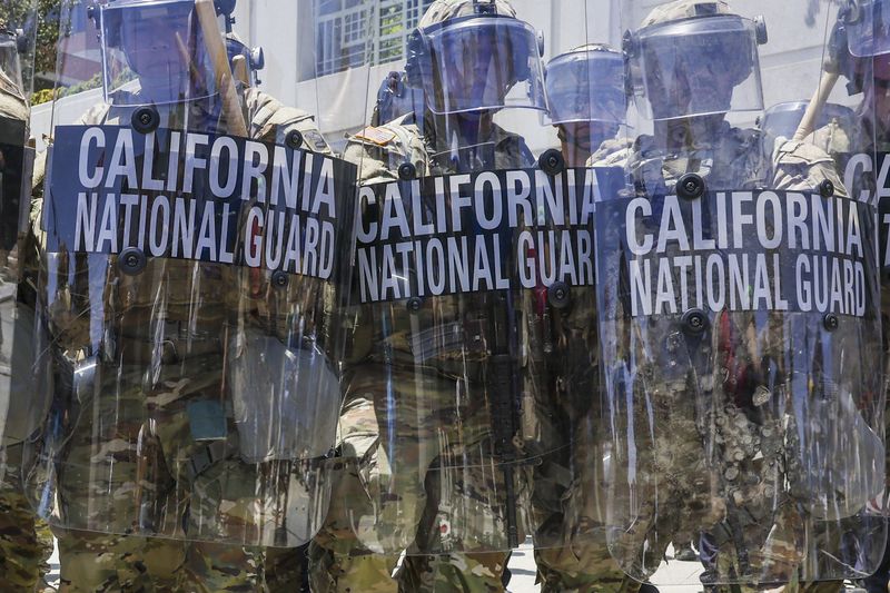 Some National Guard troops being withdrawn from Chicago and Portland ...