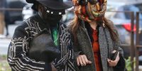 epa08241289 Guests wear face masks to protect against coronavirus upon arrival to attend the Dolce and Gabbana show during the Milan Fashion Week, Milan, Italy, 23 February 2020. The disease caused by the novel coronavirus (SARS-CoV-2) has been officially named COVID-19 by the World Health Organization (WHO). The outbreak, which originated in the Chinese city of Wuhan, has so far killed more than 2,000 people, with over 75,000 infected worldwide, mostly in China. The Fall-Winter 2020/2021 Women's collections are presented at the Milano Moda Donna from 18 to 24 February 2020.  EPA-EFE/MATTEO BAZZI