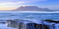 Sunrise over Cape Town Table Mountain and Table Bay. Photographer: JohnDonaldBeck<br>