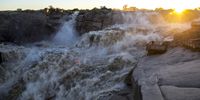 Dawn breaks over the Falls. (Photo: John Yeld)