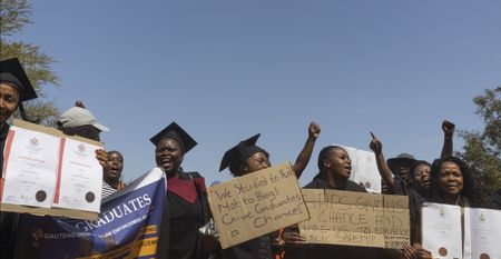 AI job threats - graduates at risk, not call centre agents