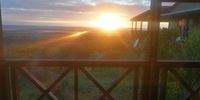 Sunrise on Napier Mountain 7 May 2022. Image: Dan Meistre 