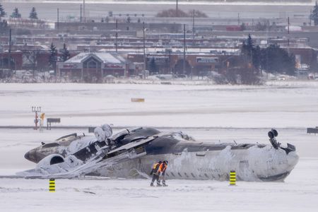 Regional jet crash lands at Toronto Pearson airport, and more from around the world