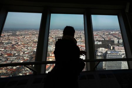 Seven percent of European firms face restructuring pressure
