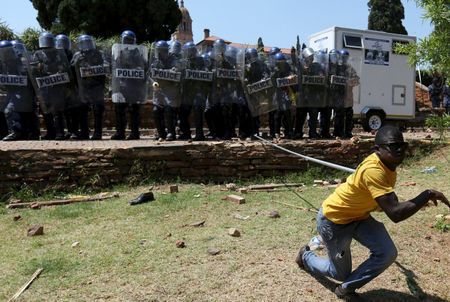 Video: Between the Lines – Belinda Bozzoli, does the ANC want universities to fall?