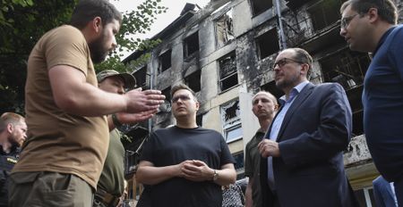 US to send four more advanced rocket systems; EU approves ban on Russian gold