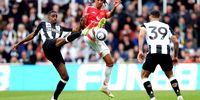 Leny Yoro of Manchester United is challenged by Alexander Isak of Newcastle United during the Premier League match between Newcastle United FC and Manchester United FC at St James' Park on 13 April 2025 in England. (Photo: George Wood/Getty Images)