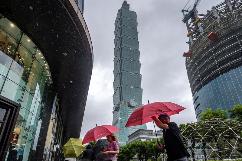 Taiwan shuts down ahead of Typhoon Champi, nearly 1,000 flights cancelled