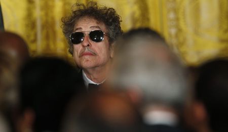 Bob Dylan investigated in France for "racist" comments