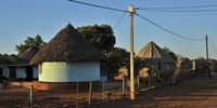 Altough Muyexe is connected to the electricity grid its residents have no access to piped water on their properties. (Photo: Lucas Ledwaba / Mukurukuru Media)