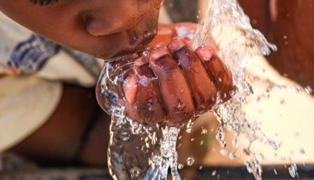 Teams still searching for typhoid bacteria while Western Cape municipal water tests clean