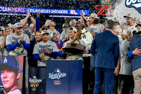 World Series Game 7 pulls in nearly 26 million viewers on Fox